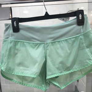 Lululemon Size 4 Mint Green Shorts
